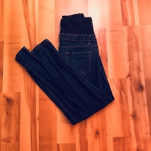 Maternity skinny jeans